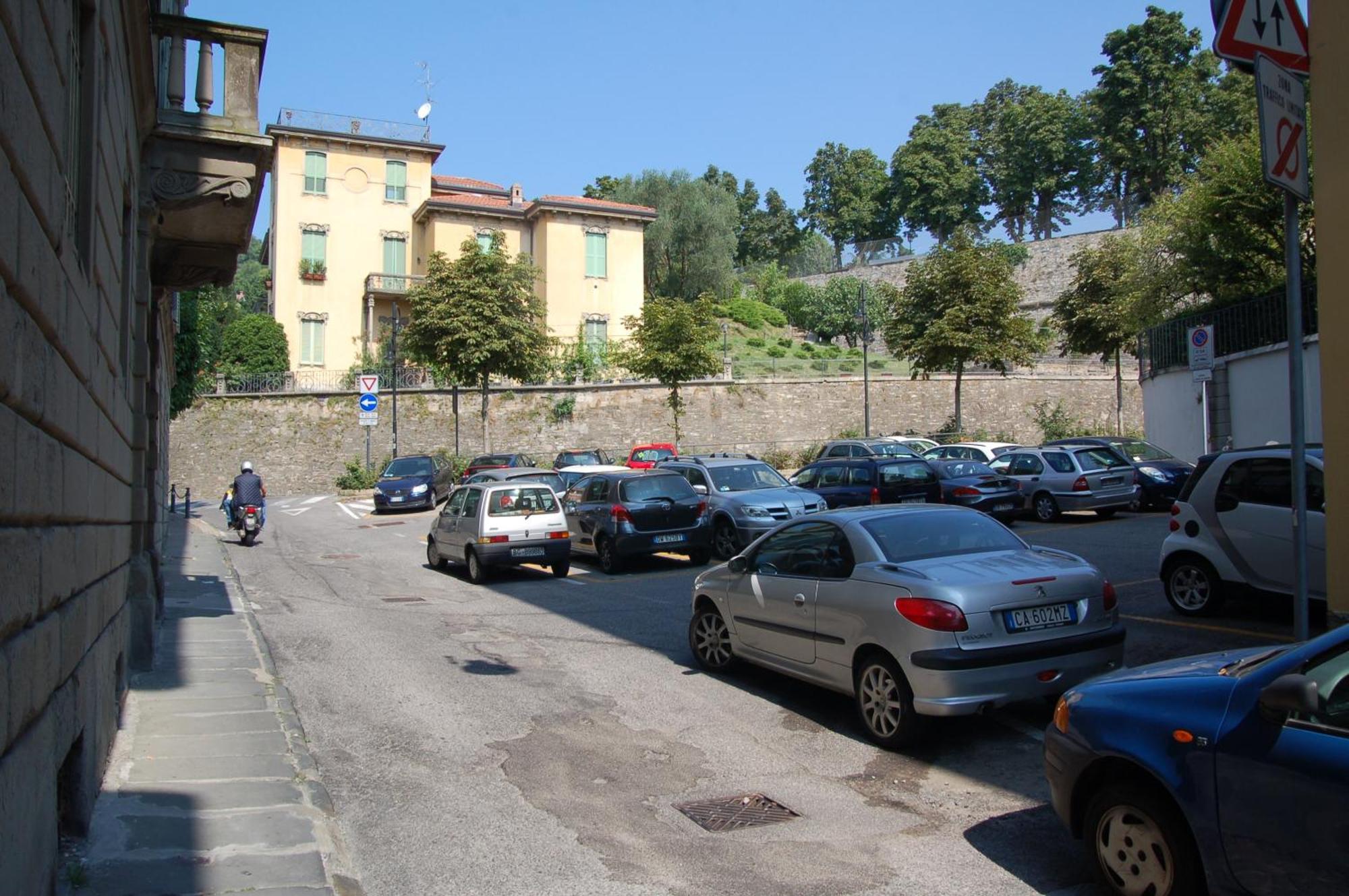 La Rosa Scarlatta Leilighet Bergamo Eksteriør bilde
